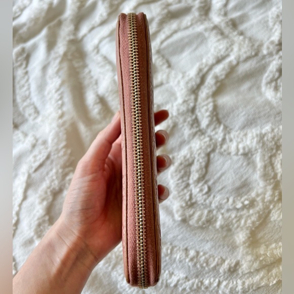 Pink Leather GUCCI Long Zip Around Wallet - Picture 6 of 10